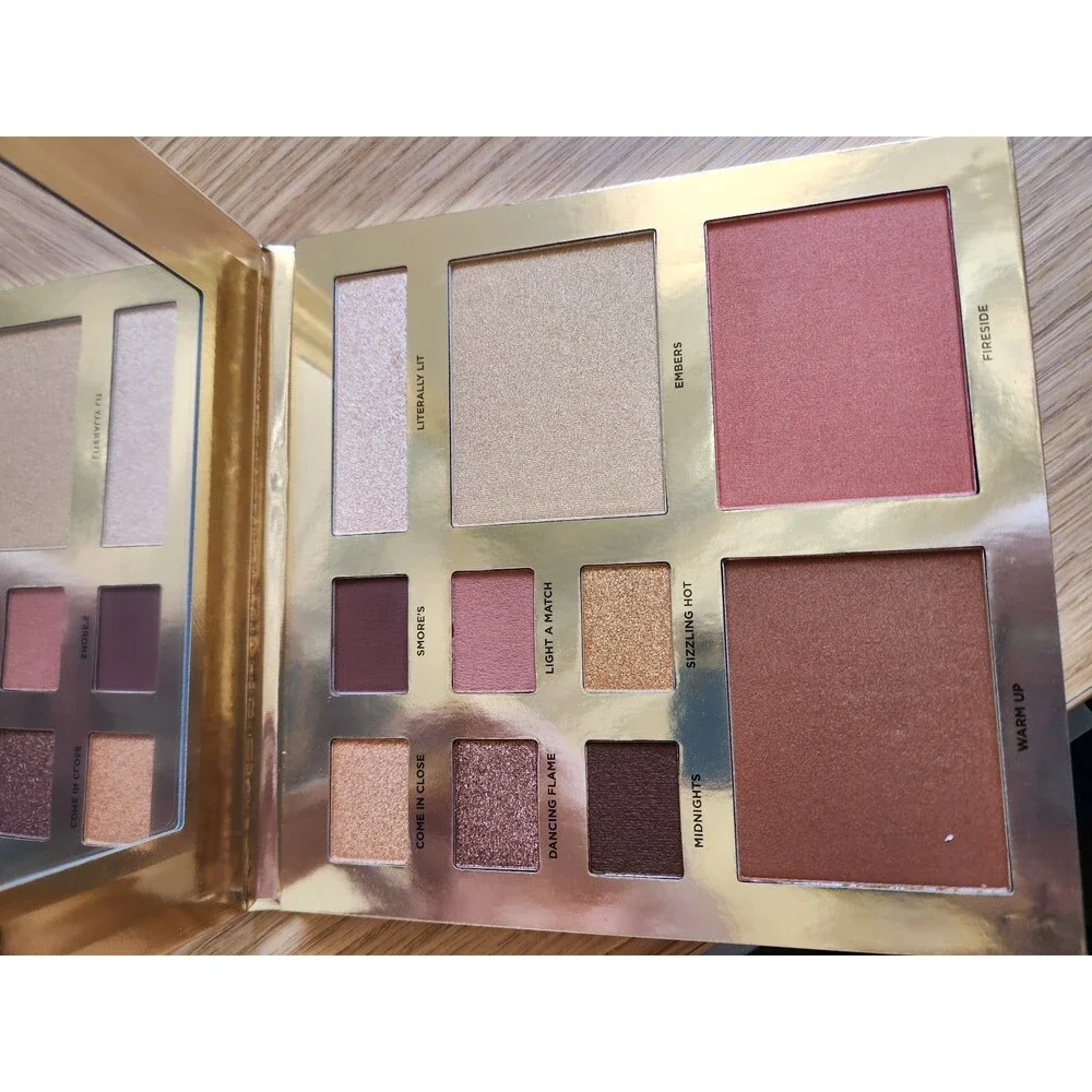 Iconic London Heat of the Moment Fave & Eye Palette NEW